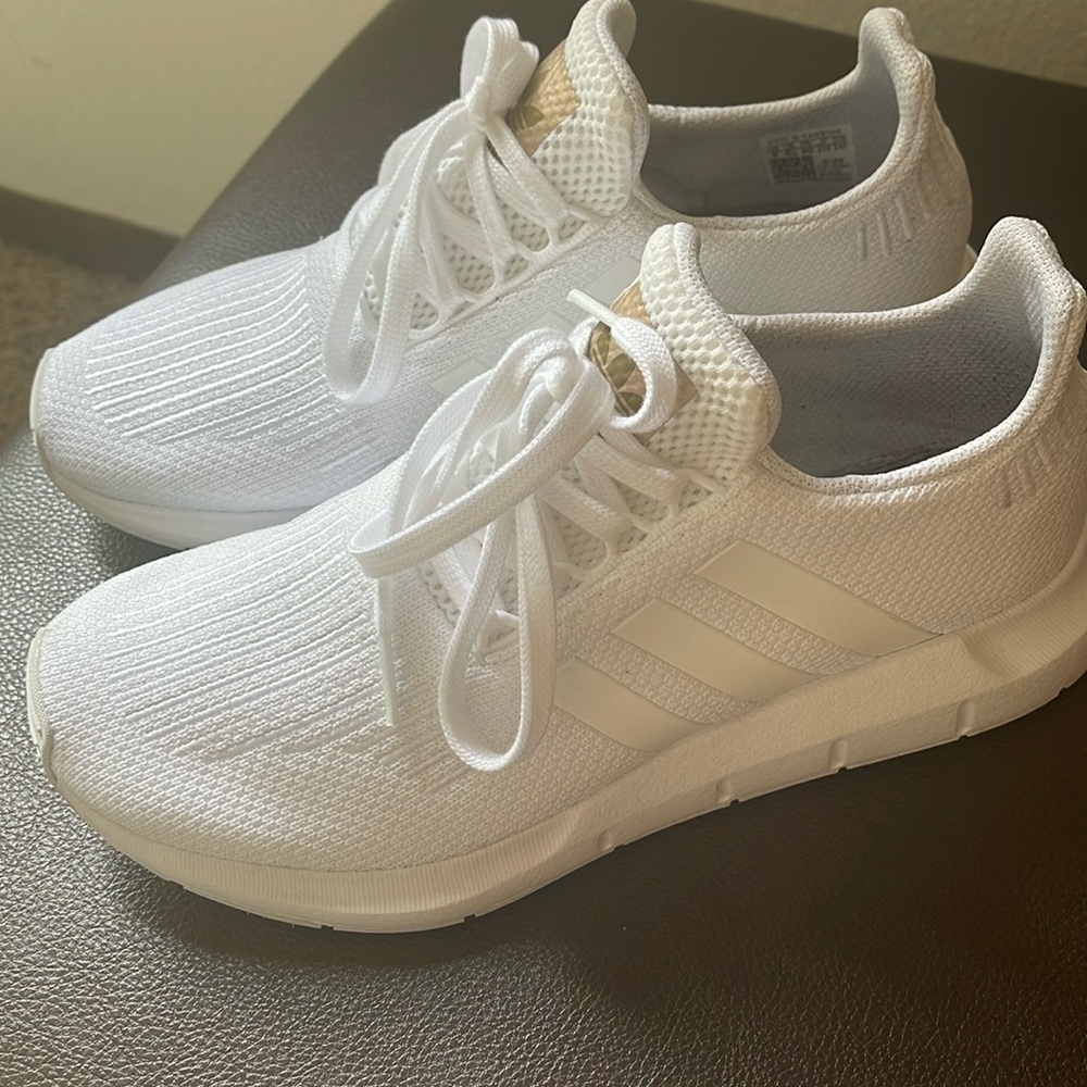 Adidas White Tennis shoes 8
